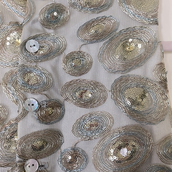 Beautiful, formal girls dress size 14. Isabel Garreton size 12 - Picture 3 of 9